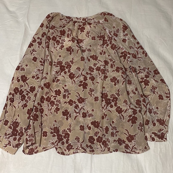 Bishop + Young  floral button front Eva blouse - Picture 3 of 3